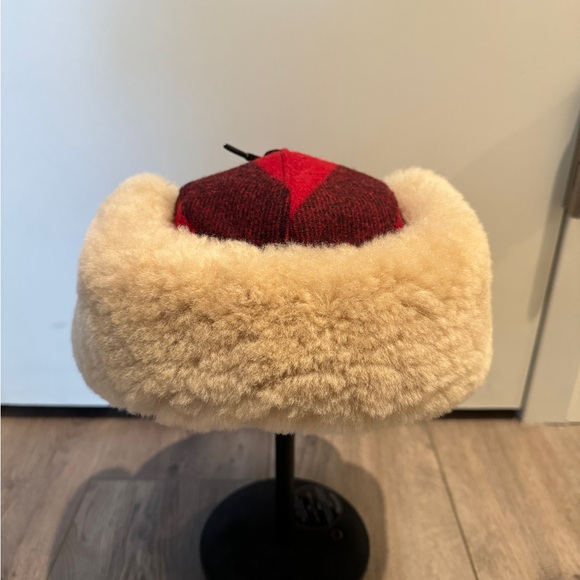 New WOT Filson Double Mackinaw Red and Black Wool Hat - Picture 4 of 8